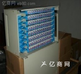 高效網(wǎng)絡(luò)基石 解析光纜交接箱、光纖交接箱與快速連接器的重要性